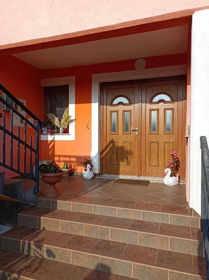 Apartman Biba Labin  Luaran gambar
